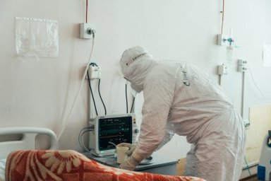 В Киеве за неделю вдвое выросло количество заболеваний COVID-19: что рекомендуют