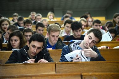 
Студентов с оккупированных территорий переведут на «бюджет»: Кабмин выделил деньги

