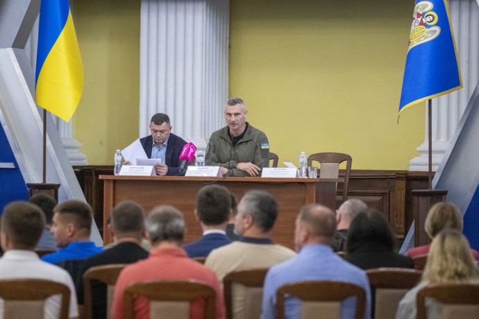 Віталій Кличко зібрав розширену нараду з питань забезпечення життєдіяльності міста