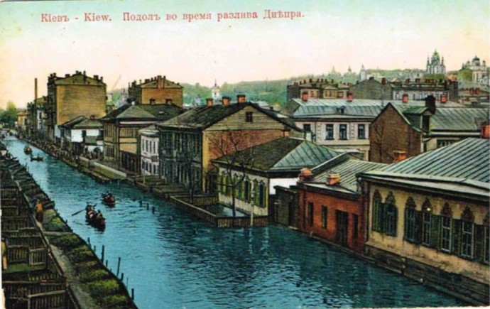 Подол во время разлива Днепра. 1900-е.