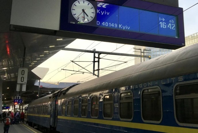 Укрзализныця предупредила об изменениях в маршруте поезда Киев-Вена