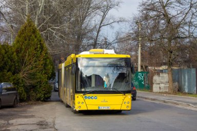 У вихідні у Києві низка автобусів курсуватиме із змінами: список маршрутів