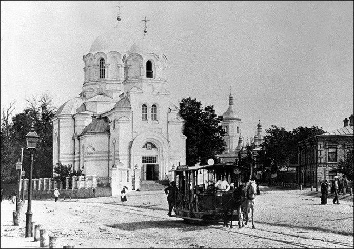 Конка на Сінному майдані